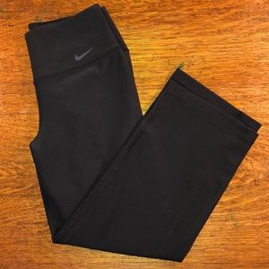 Nike Dri-Fit Capri pant